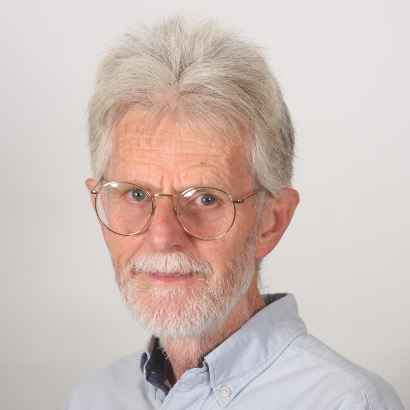 Portrait of the author Phillip Vine